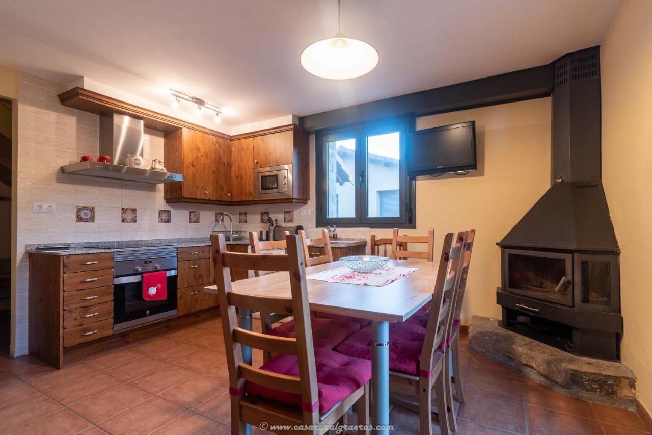 Casa Rural Graeras En Castigaleu Esterno foto