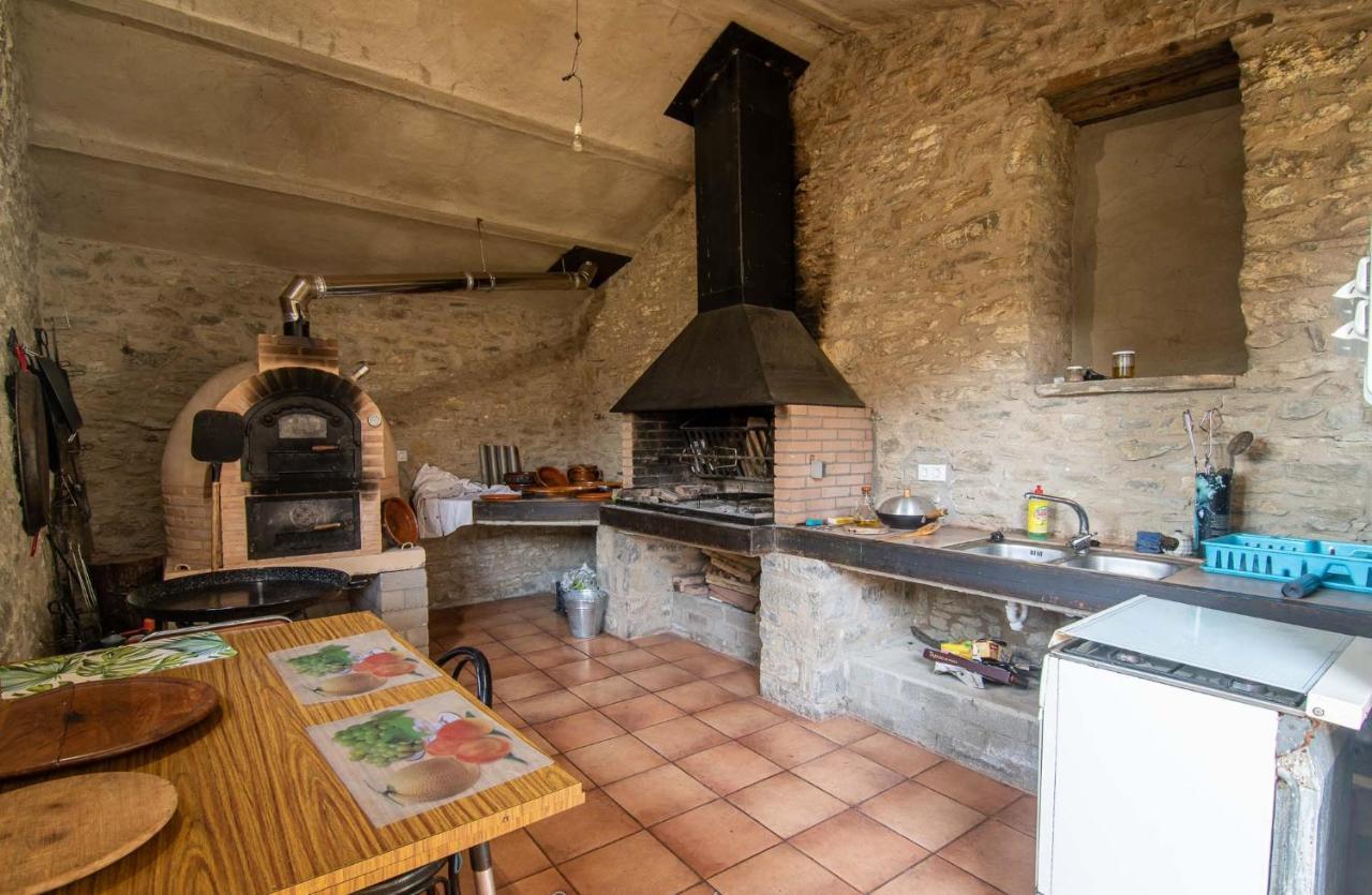 Casa Rural Graeras En Castigaleu Esterno foto